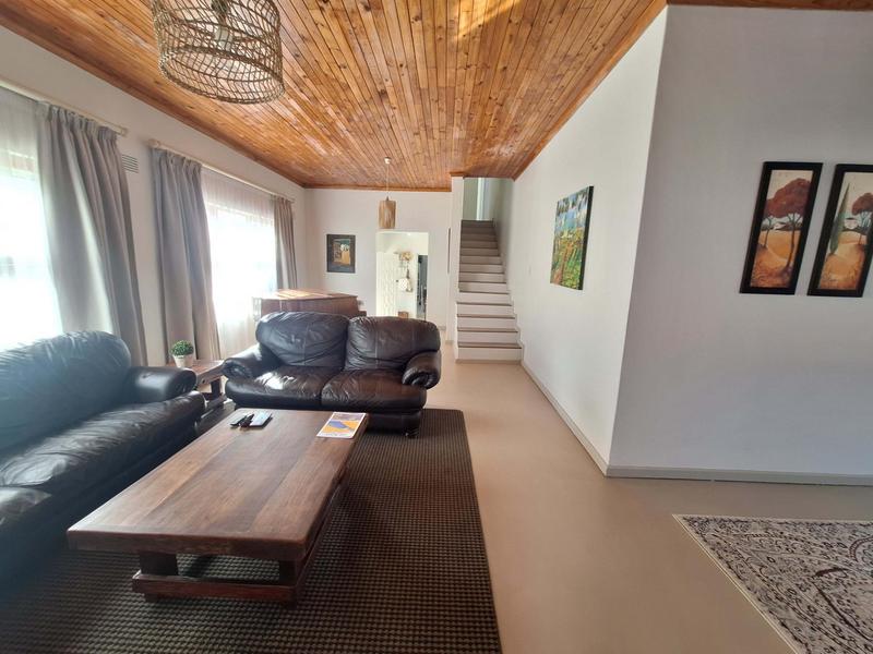 7 Bedroom Property for Sale in Bay View Western Cape